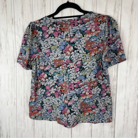 Anthropologie floral tee 40 of 52 - Picture 4 of 5